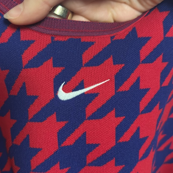 Nike Houndstooth Crop Top - Picture 6 of 6